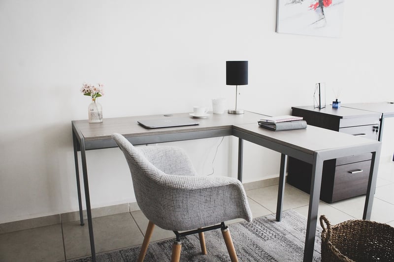 Créer un espace de travail ergonomique dans votre garage : astuces 2026 incontournables